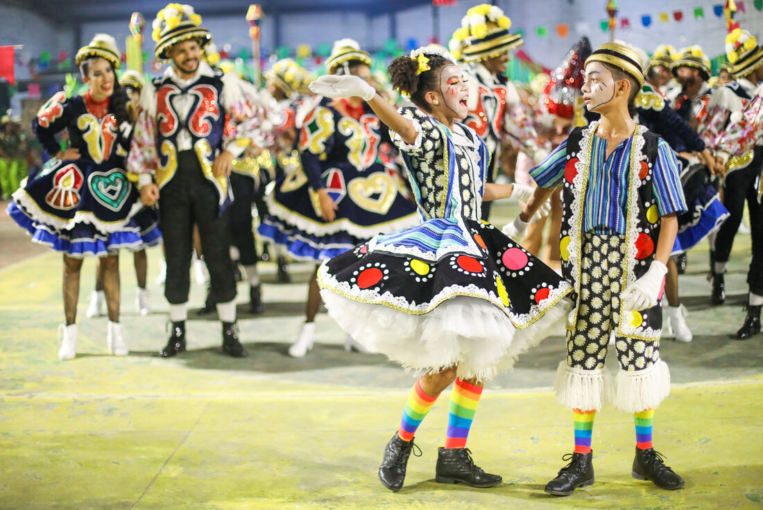 Quadrilhas juninas no Jaboatão