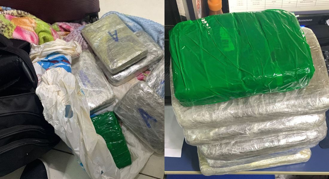 Na bolsa estavam cinco tabletes com 5,150 kg de maconha, além de um tablete com 1,005 kg de cocaína