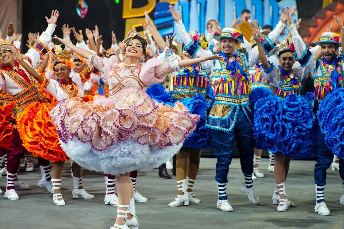 São João Festa Junina jogo da velha