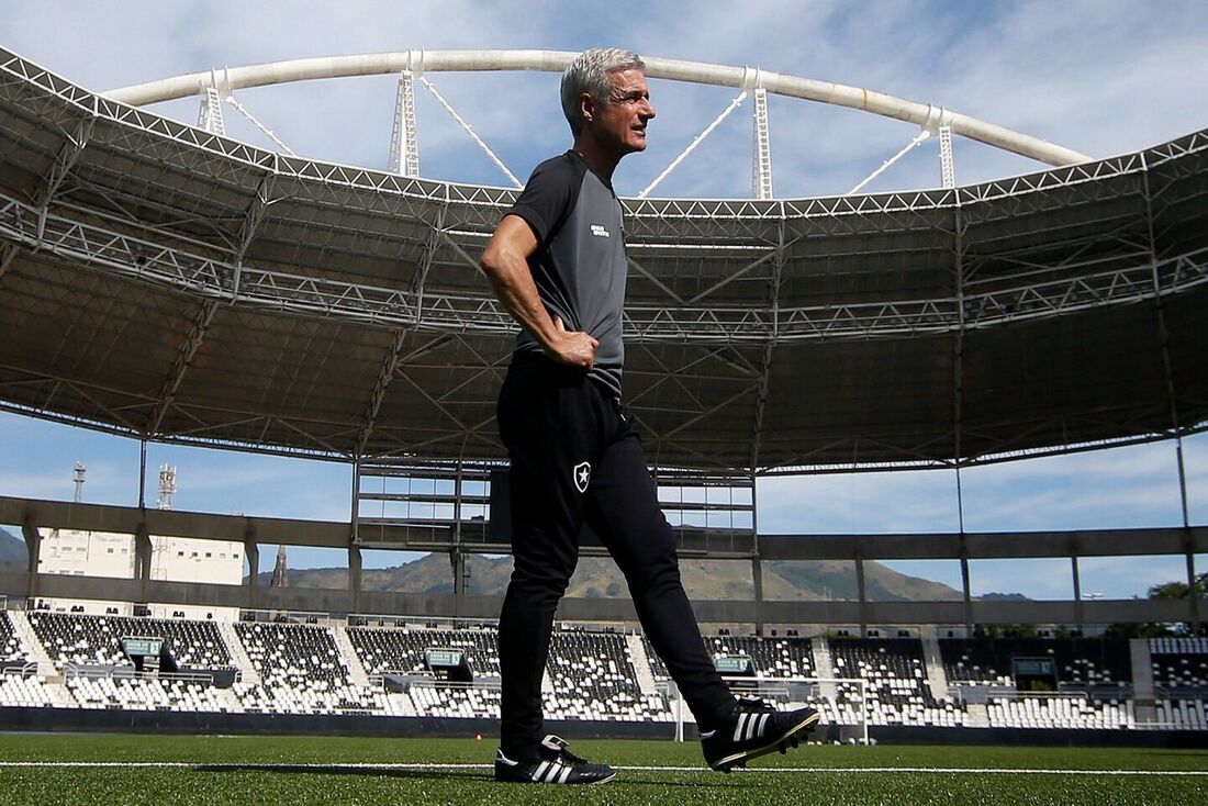 Luís castro, ex-treinador do Botafogo