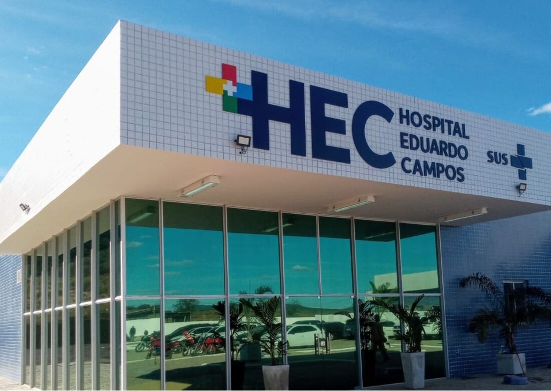 Fachada do Hospital Eduardo Campos (HEC), localizado em Serra Talhada, em Pernambuco