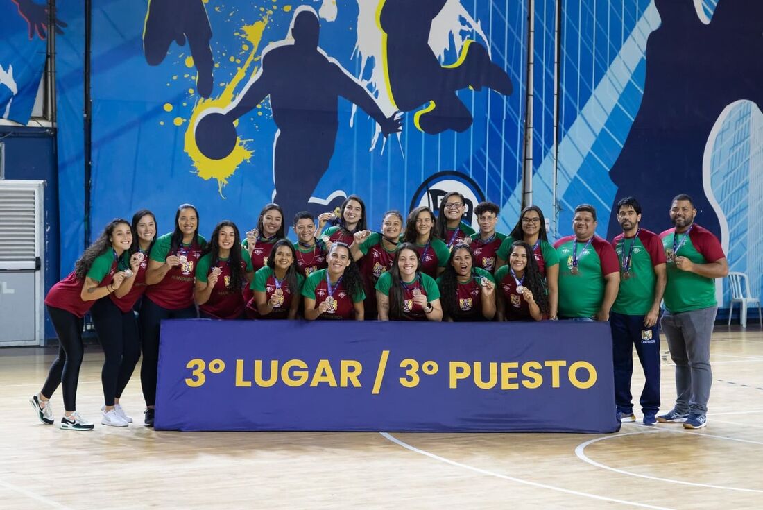 Português/FMO conquista medalha de bronze em torneio internacional de Handebol Feminino 