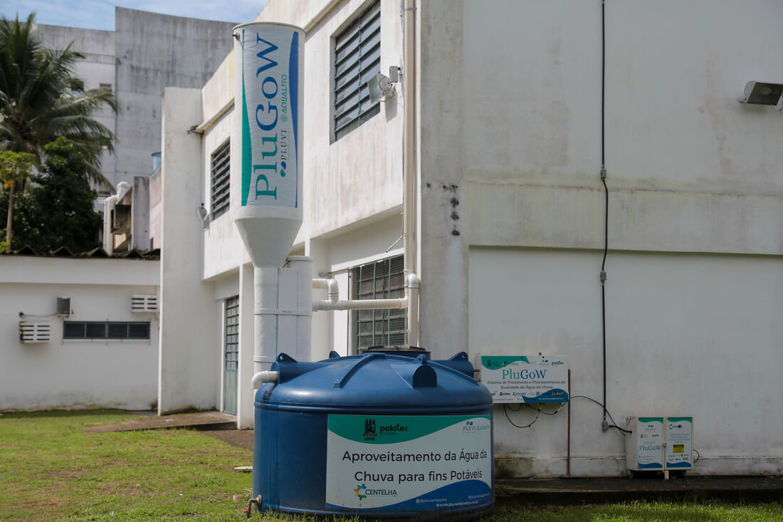 A chuva, se coletada e potabilizada antes de atingir o solo, cria uma gama de possibilidades para a população