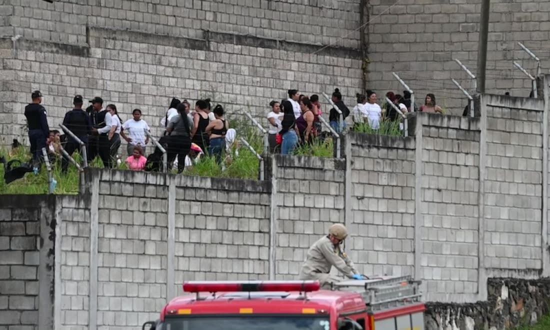 O enfrentamento deixou pelo menos cinco feridas, que foram levadas para o Hospital Escola, na capital