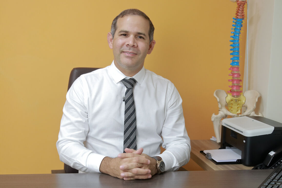 O ortopedista Paulo Melo, do Hospital Jayme da Fonte