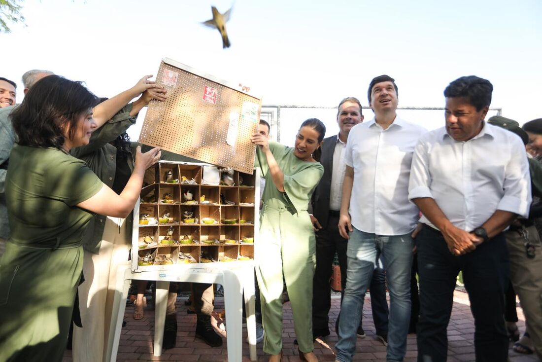 Governadora Raquel Lyra e a vice, Priscila Krause, entregam parque ambiental em Bezerros