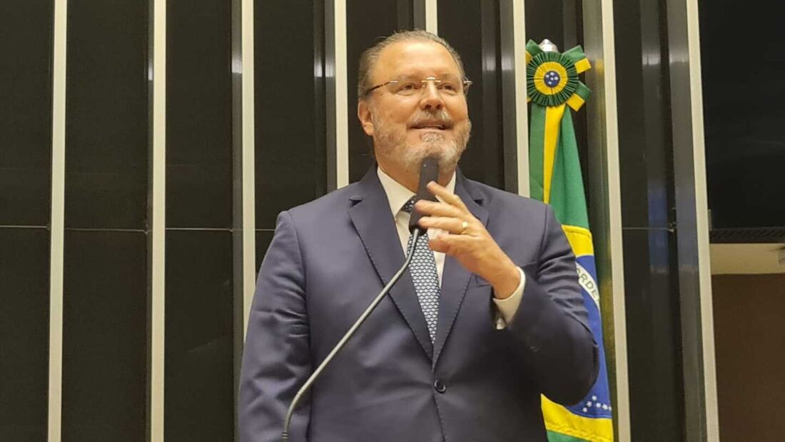 Homenagem ao 25º Aniversário de Fundação da Folha de Pernambuco