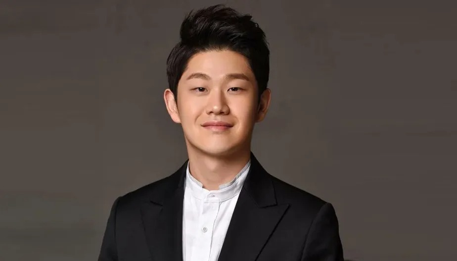 Cantor Choi Sung-bong é encontrado morto na Coreia do Sul 