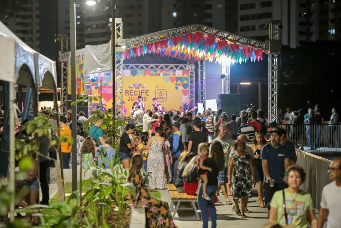 Nova etapa do Parque das Graças foi entregue pela prefeitura na tarde desta quarta-feira (21)