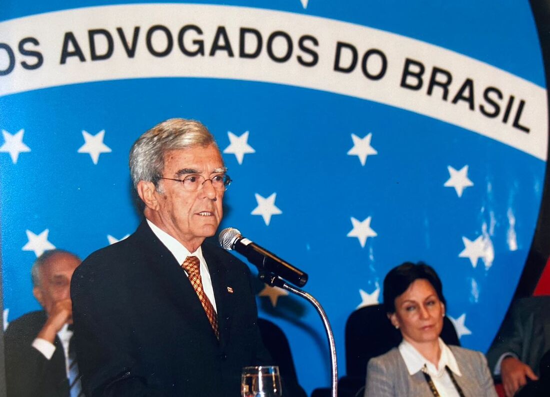 Professor Octávio Lôbo