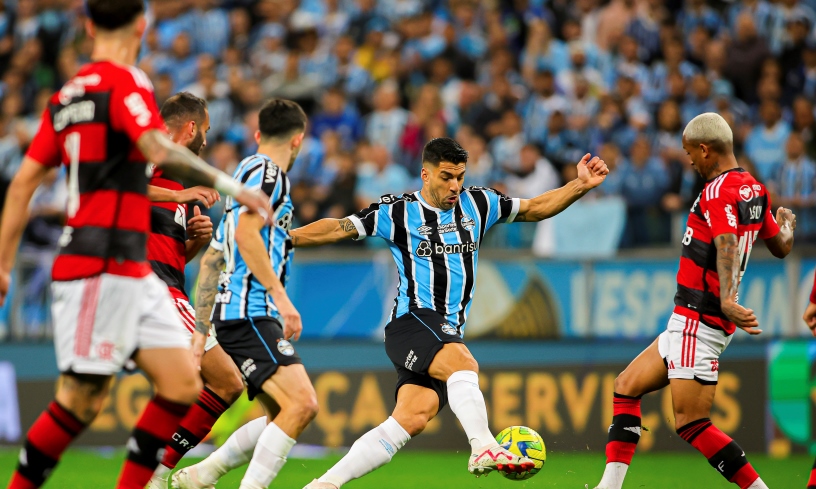 Grêmio x Flamengo: confira escalações e onde assistir - Folha PE