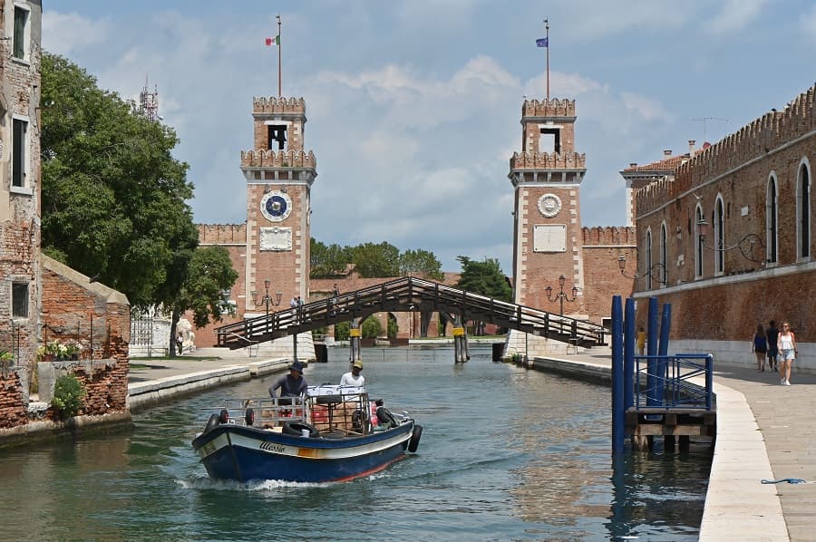 Veneza, na Itália, pode entrar para a lista de patrimônios mundiais em perigo