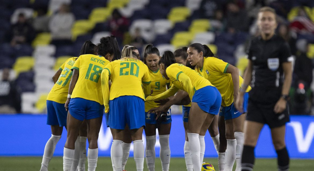 Seleção Brasileira goleia China no futebol feminino dos Jogos