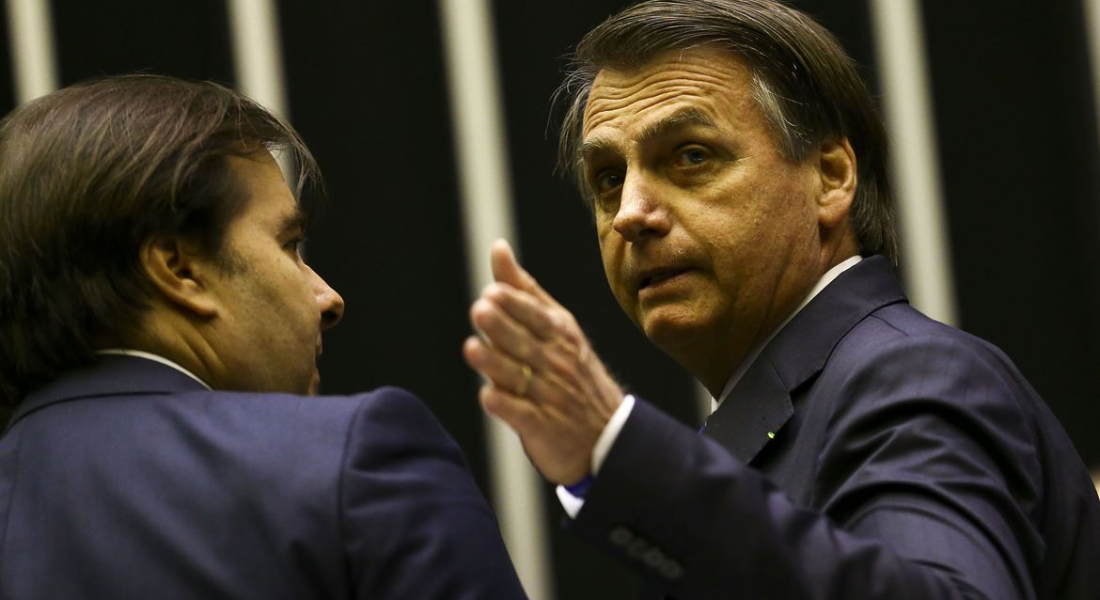 Jair Bolsonaro, ao lado de Rodrigo Maia