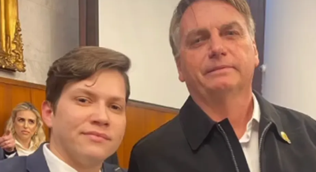 Karol Eller e Jair Bolsonaro 