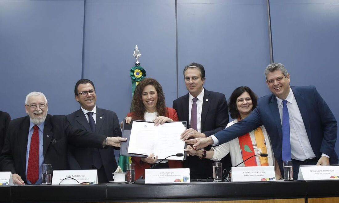 Mesa de negociação permanente com servidores tem regras estabelecidas