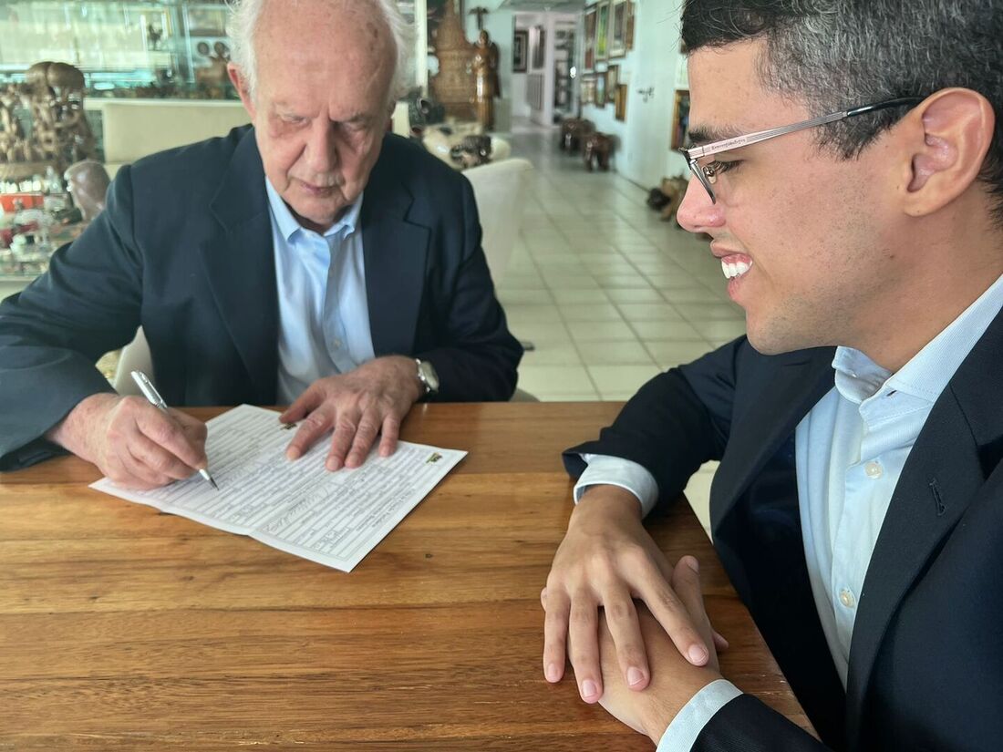Senador Jarbas Vasconcelos e o deputado estadual Jarbas Filho