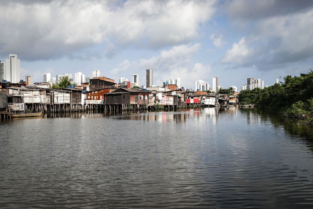 O projeto de urbanização das margens do Rio Pina faz parte de um conjunto amplo de investimentos