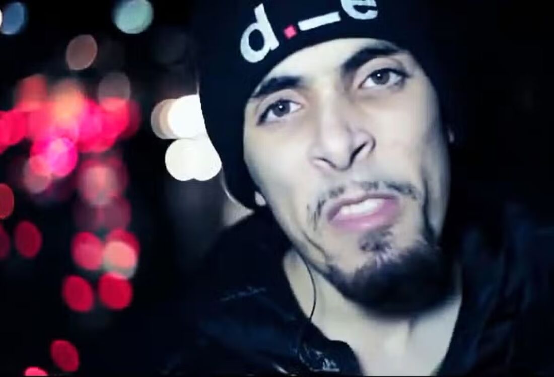 Um ex-rapper de Londres, Abdel-Majed Abdel Bary, foi encontrado morto na prisão