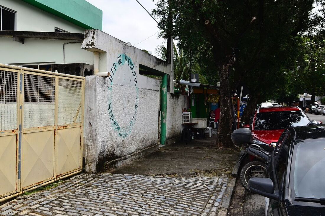 Fachada do IML do Recife