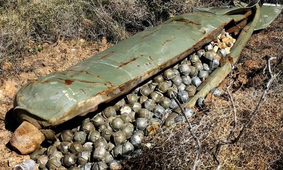 Um modelo de bomba de fragmentação 