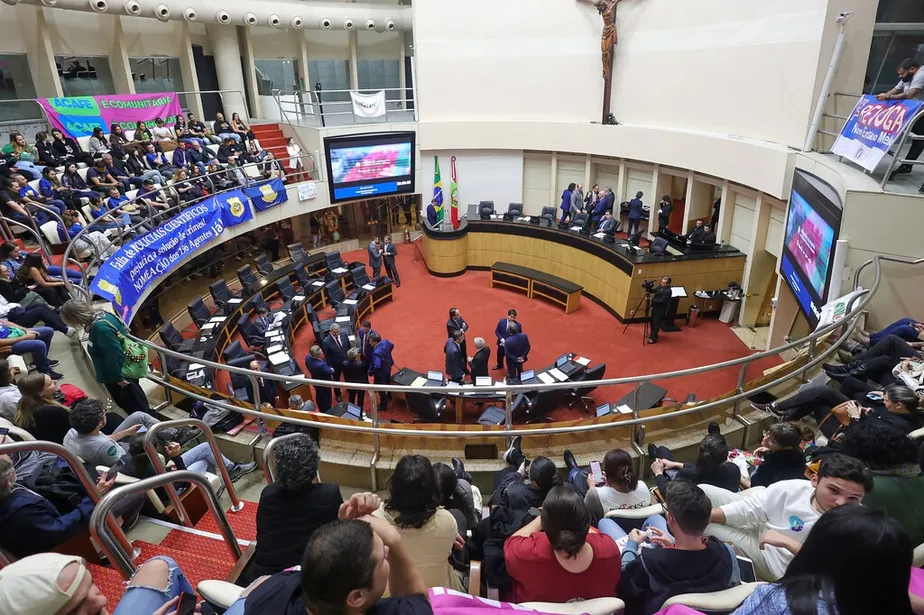 Assembleia Legislativa de Santa Catarina.
