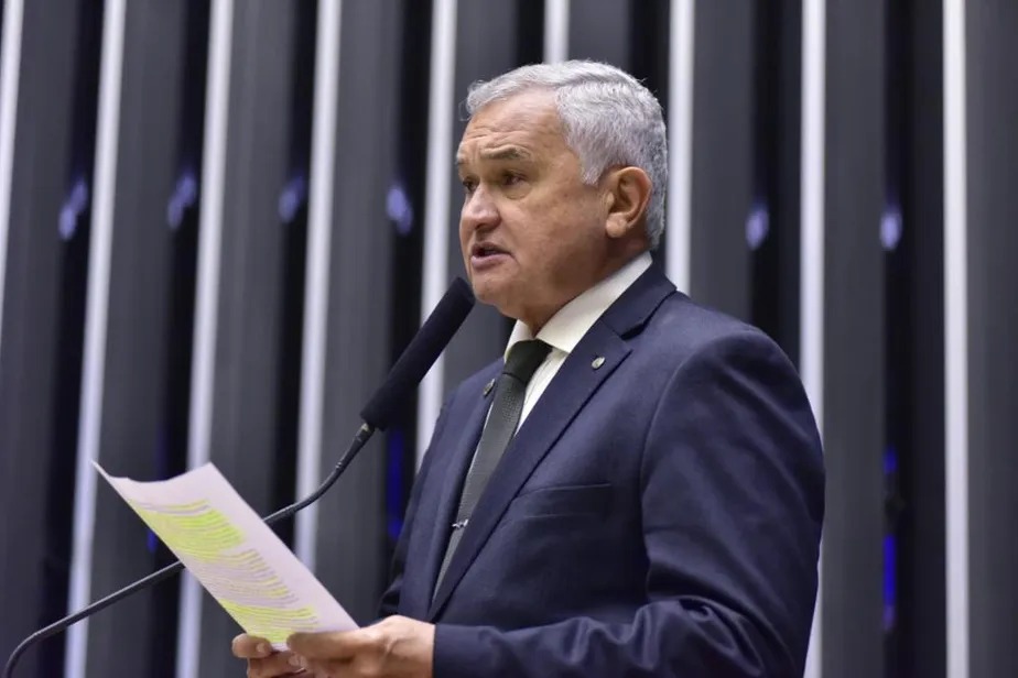 O deputado federal General Girão discursa na Câmara 