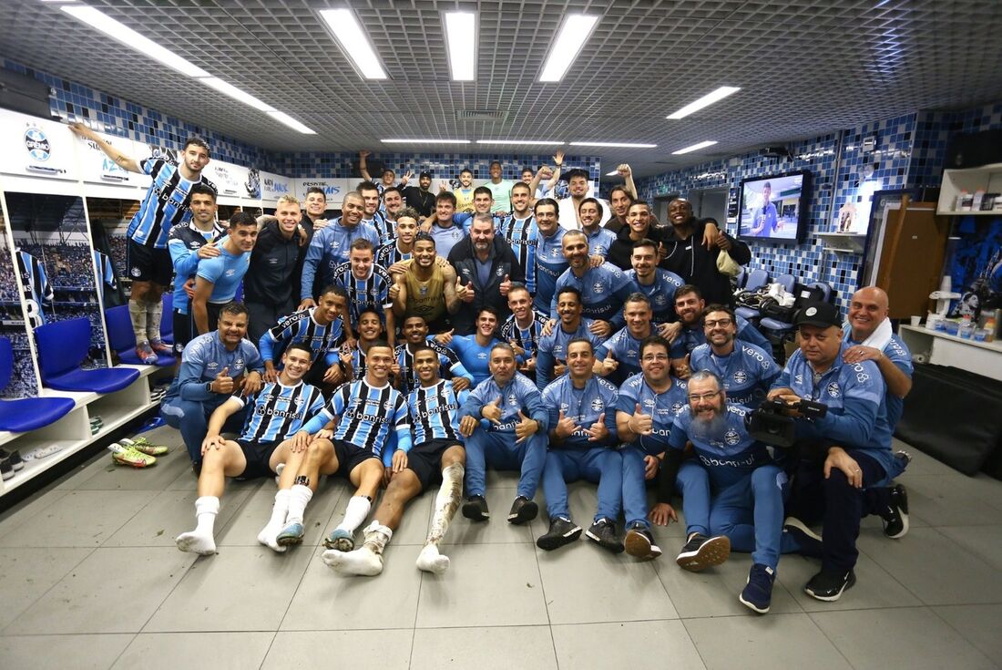 Grêmio comemora classificação diante do Bahia