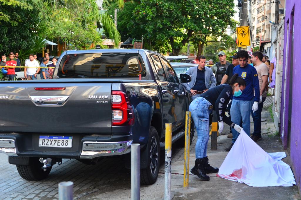 Heleno José do Nascimento Júnior foi executado por tiros de arma de fogo de grosso calibre