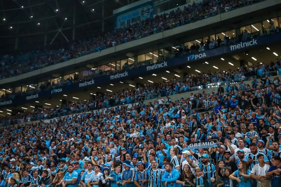 No primeiro jogo da semifinal da Copa do Brasil, Grêmio perde para o  Flamengo na Arena