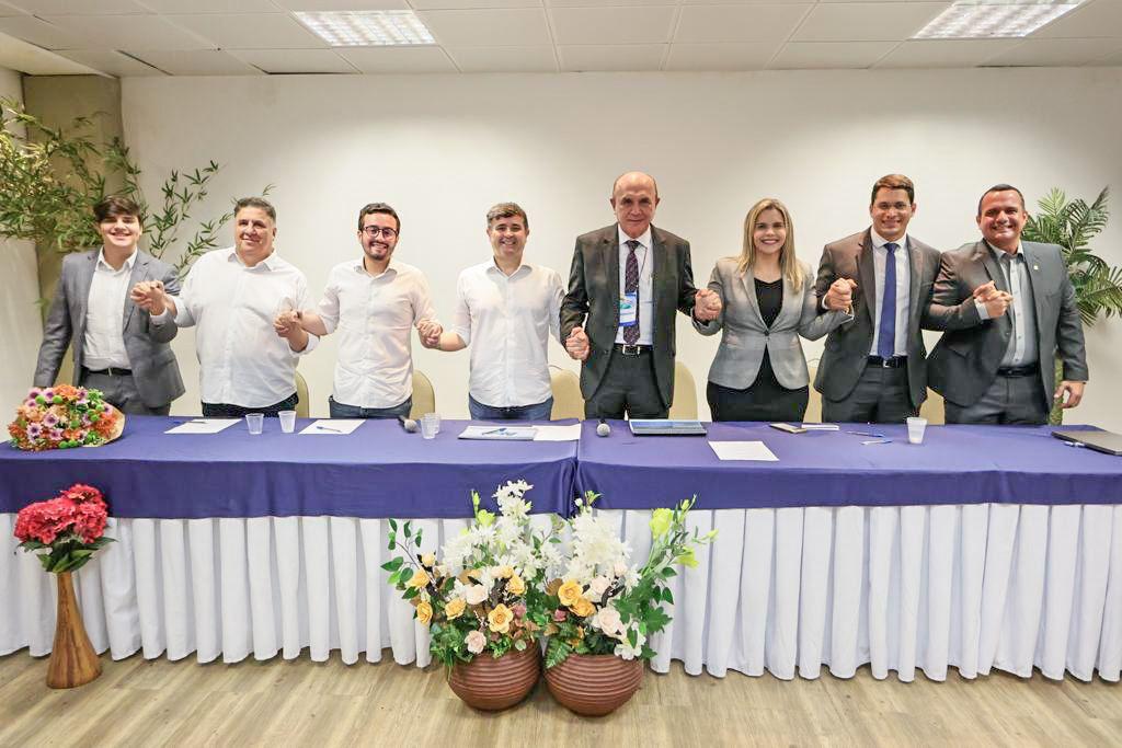 Deputada reuniu aliados para debate