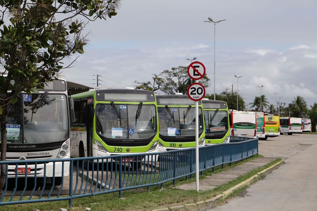 Paralisação dos rodoviários na RMR