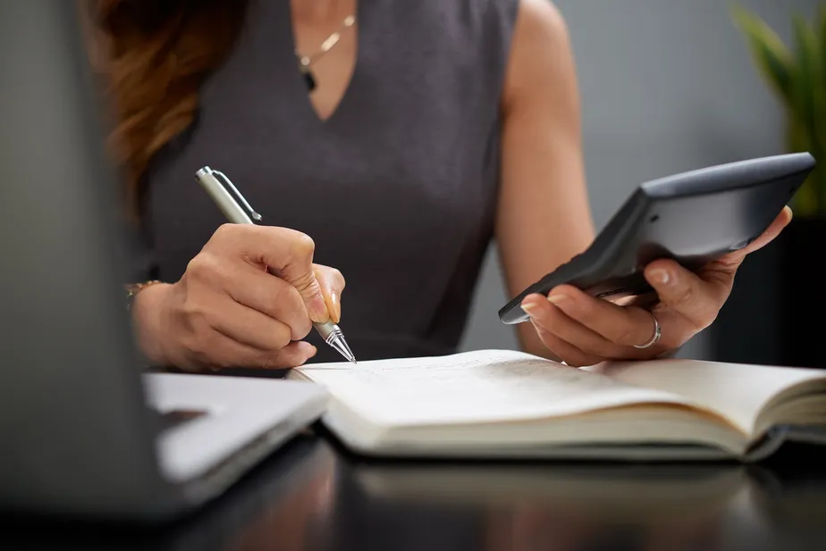 TJPE promove ação para negociação de dívidas e oficinas de orientação financeira 