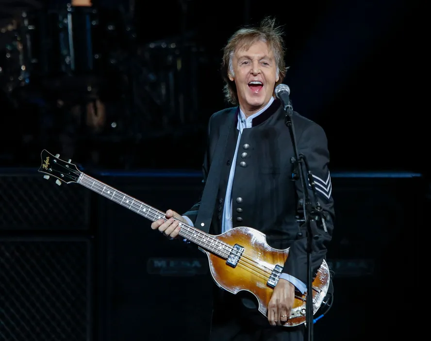 O ex-beatle Paul McCartney se apresenta no Brasil em outubro