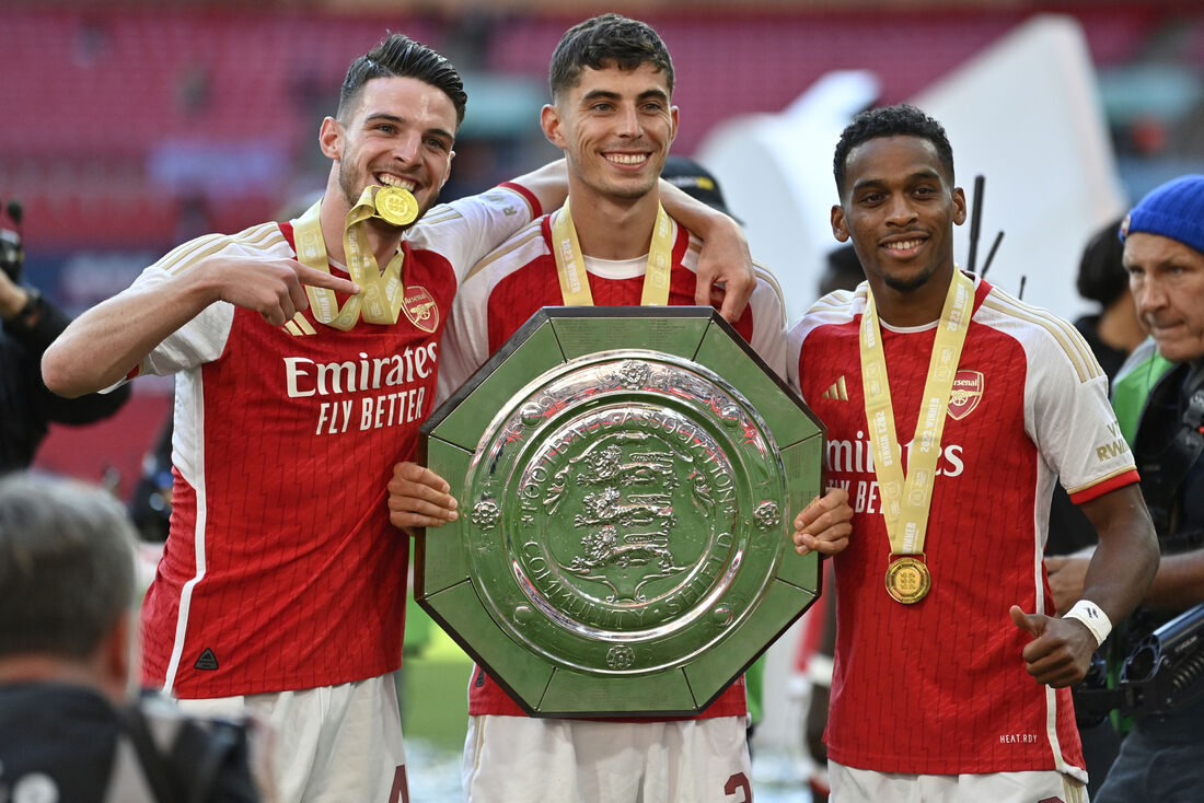 Declan Rice, Kai Havertz e Justin Timber, juntos custaram 232 milhões de Euros para o Arsenal 