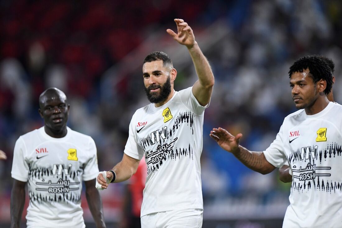 Com gol de Benzema, Al-Ittihad vence Al Khaleej e encosta no terceiro  colocado do Campeonato Saudita