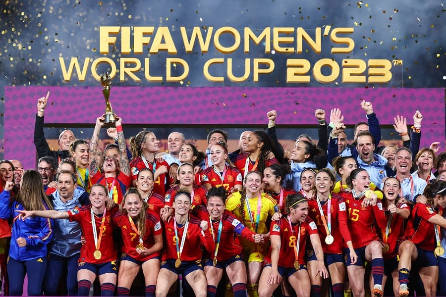 Espanha supera Inglaterra e é a campeã da Copa feminina