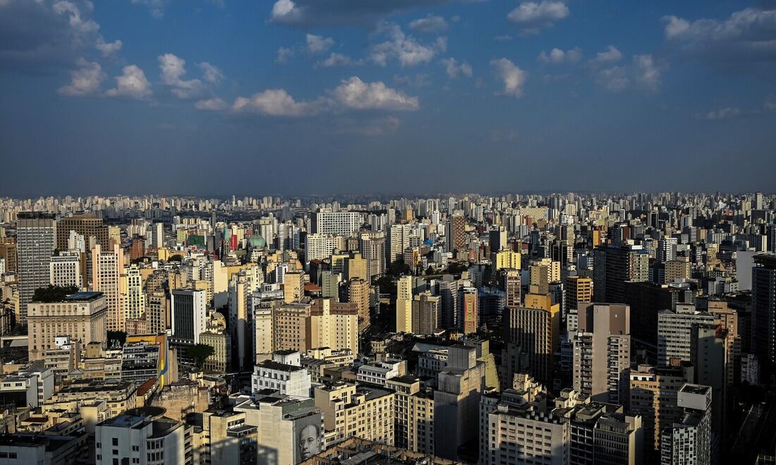 O Brasil está vivendo uma onda de calor em pleno inverno