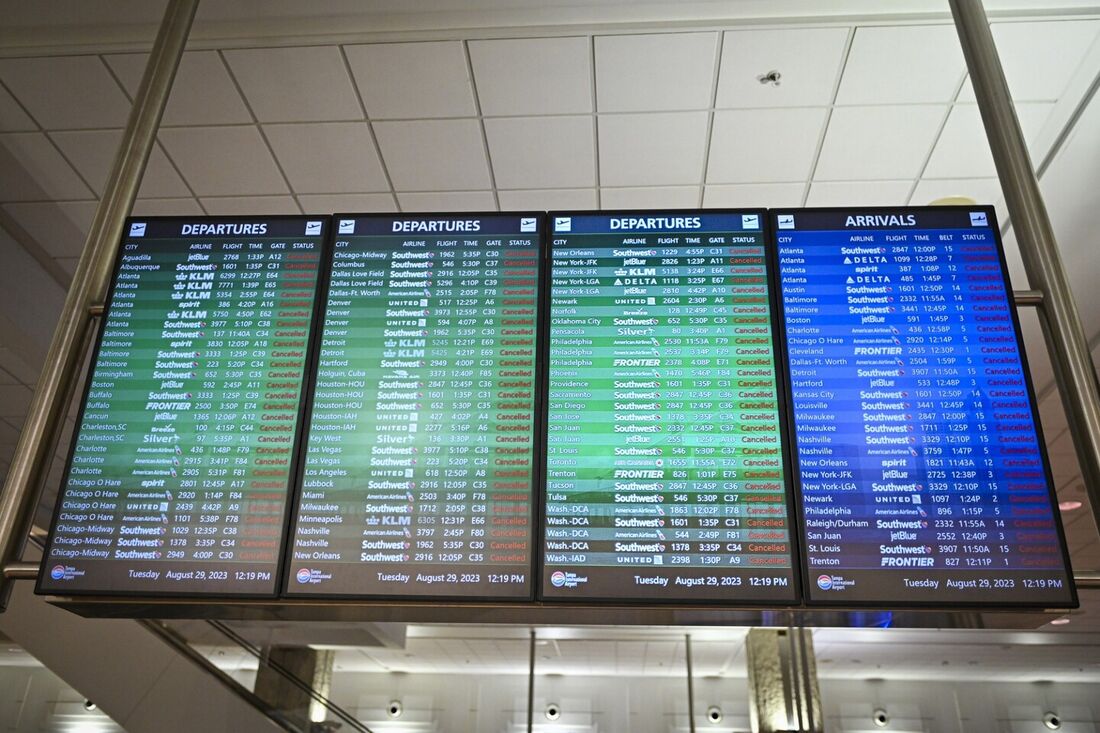 Aeroporto Internacional de Tampa, na Flórida, têm voos cancelados