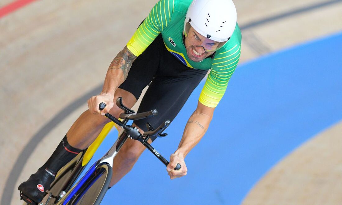 Lauro Chaman garantiu, nesta segunda-feira (7), a medalha de bronze da modalidade Omnium