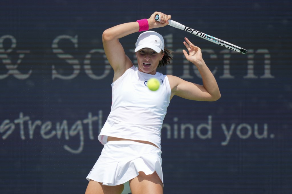 Swiatek segue firme em busca de mais um título em 2023