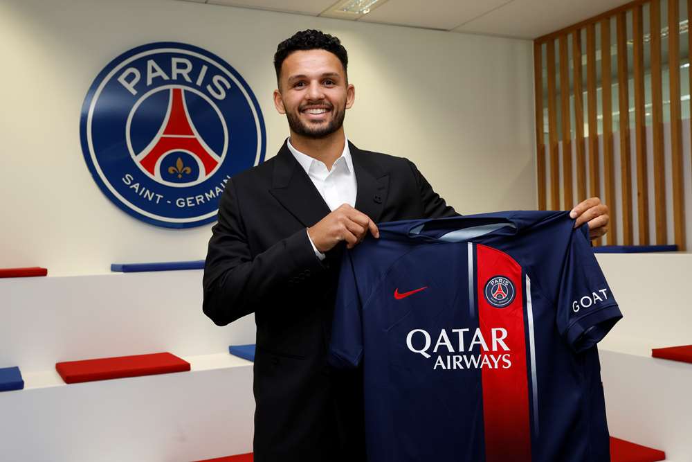 Gonçalo Ramos assina com o PSG