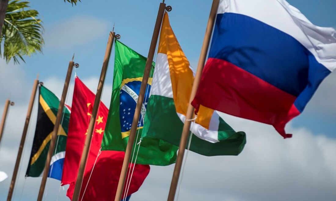 Encontros e diálogos com países do Brics acontecem até a próxima quarta-feira (23)