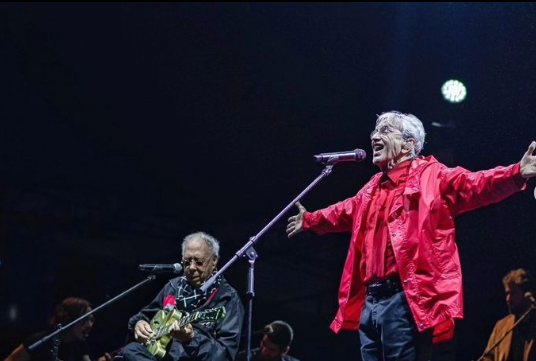 Caetano Veloso recebeu Jards Macalé e os músicos que gravaram o disco "Transa"