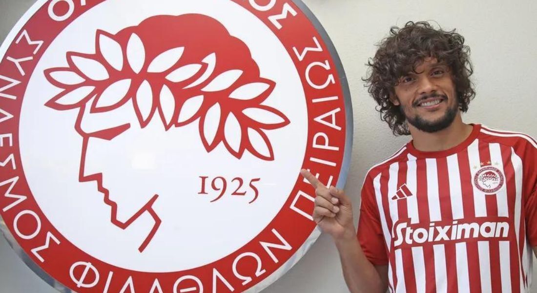 Ex-Palmeiras, meia Gustavo Scarpa é anunciado no Olympiacos, da Grécia