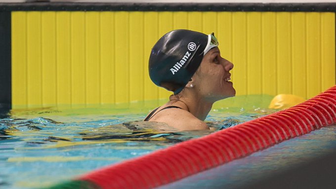 Carol Santiago já tem cinco medalhas no Mundial de natação paralímpico