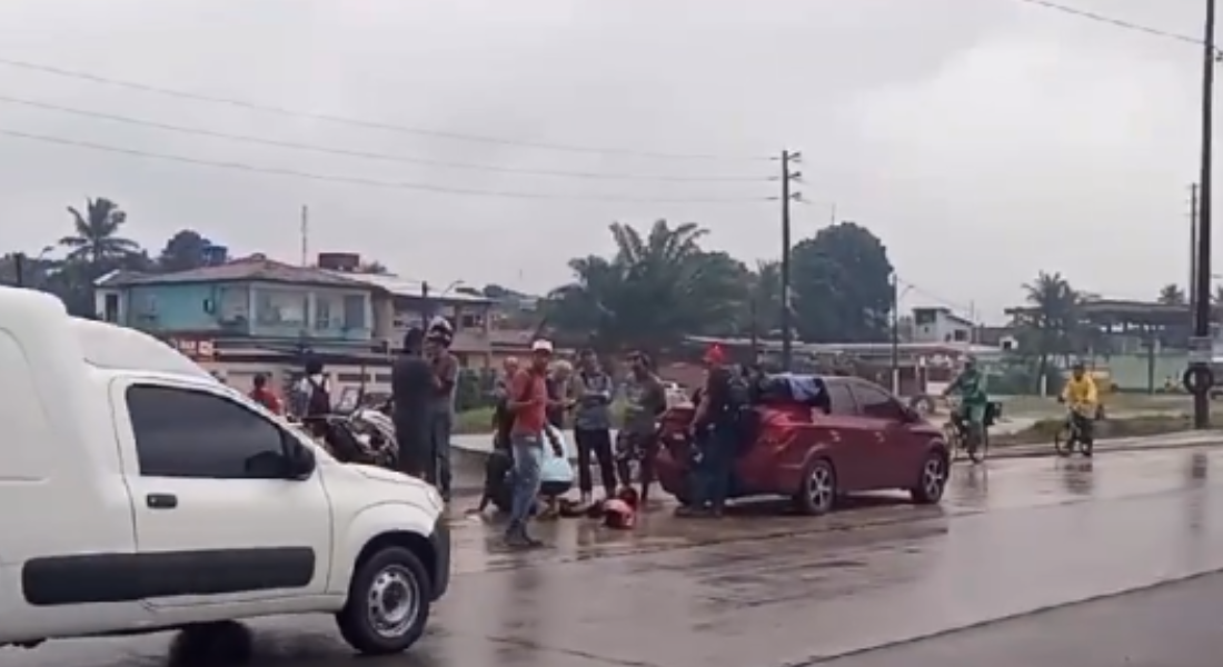 Acidente deixou duas pessoa feridas na BR-101