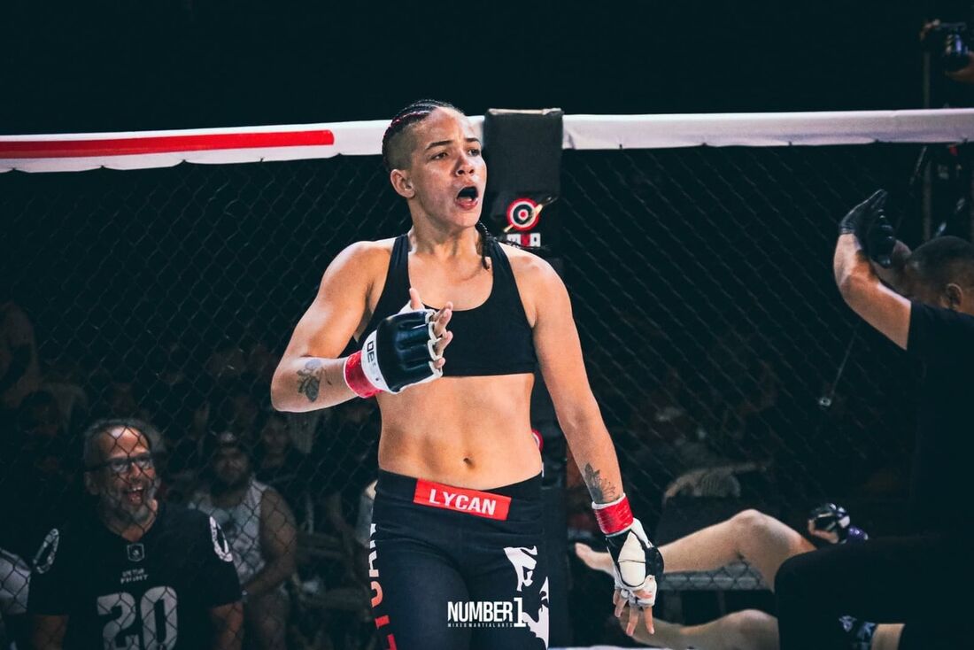 Nicoly Pedroza, lutadora pernambucana