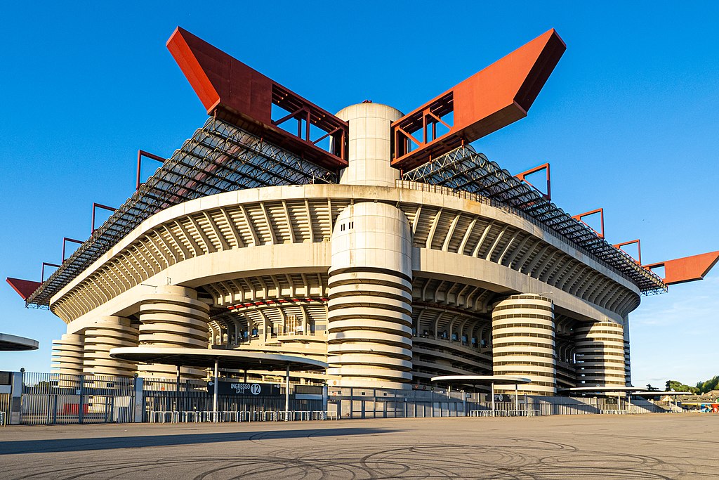 Estádio San Siro (ou Giuseppe Meazza), em Milão