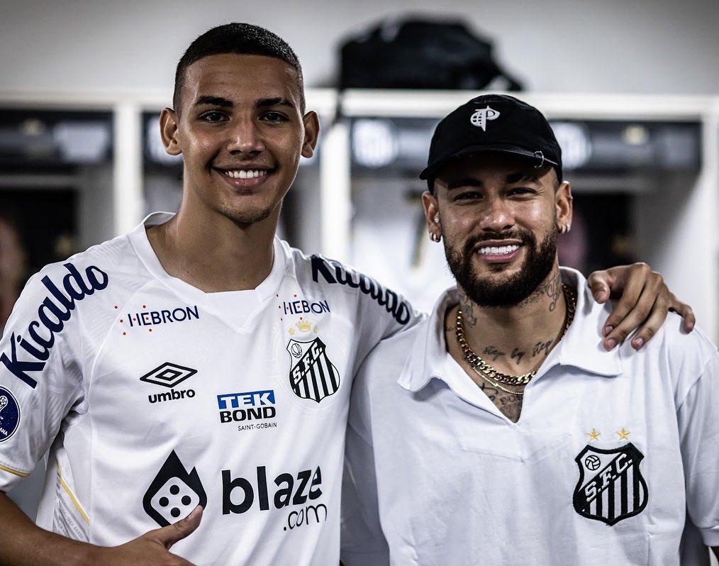 Deivid Washington e Neymar Jr.